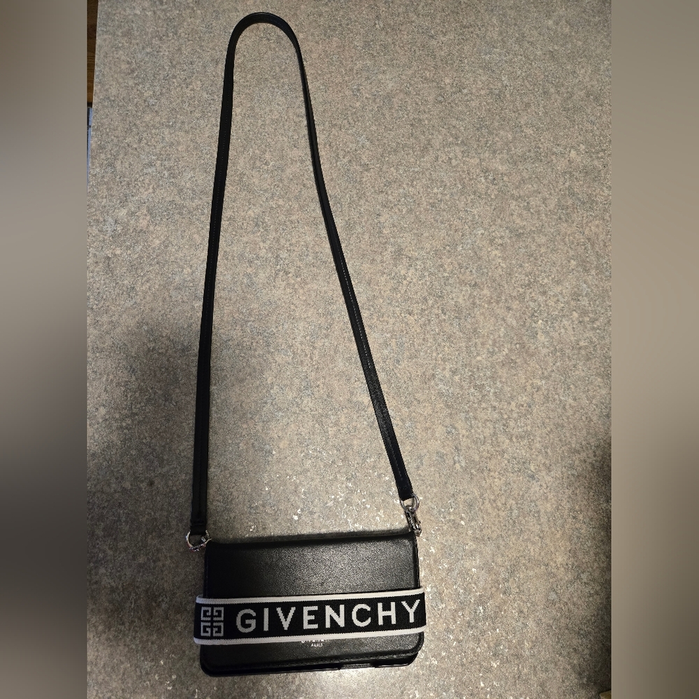 Card holder/ money